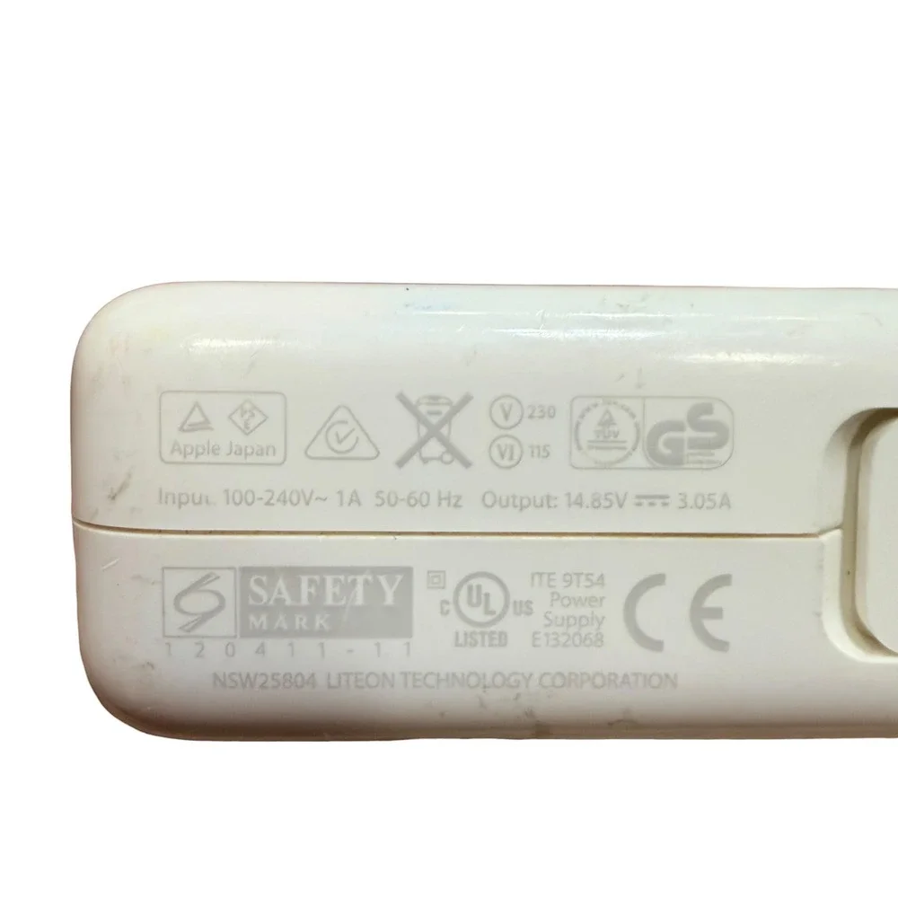 Apple 45W MagSafe Power Adapter MacBook Air Charger A1436 White 14.85V 3.05A